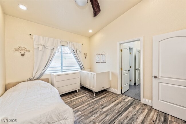 Building Photo - 8129 Pacific Cove Dr