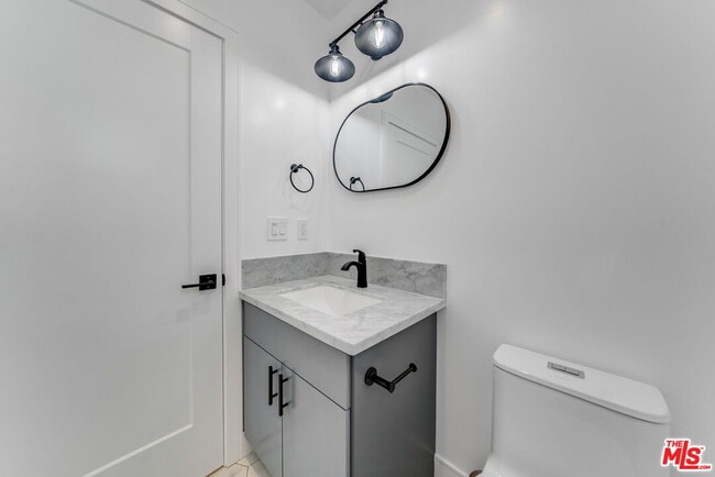 Building Photo - 1433 S Crescent Heights Blvd