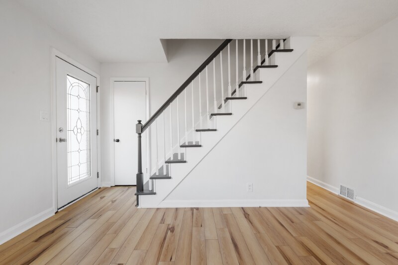 Building Photo - 6508 South Dr