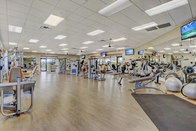 Building Photo - 7019 River Hammock Dr