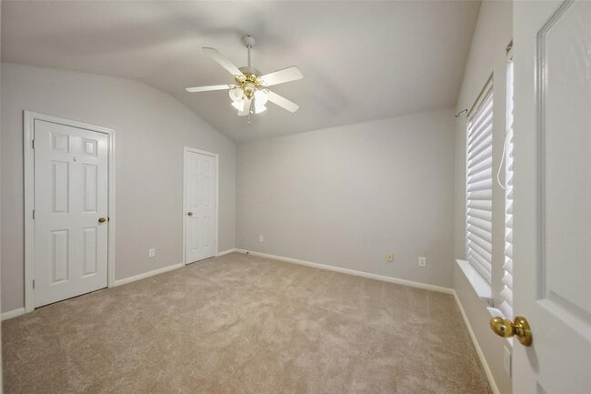 Building Photo - 2351 Summit Way Ct