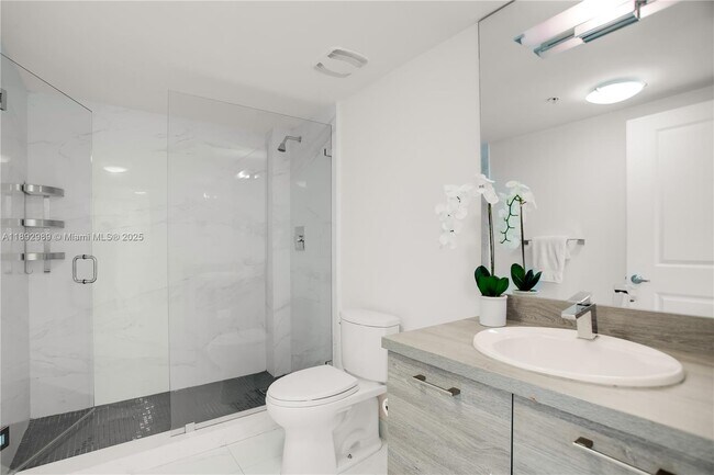 Building Photo - 400 Sunny Isles Blvd