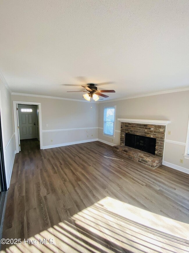 Building Photo - 1861 Quail Ridge Rd