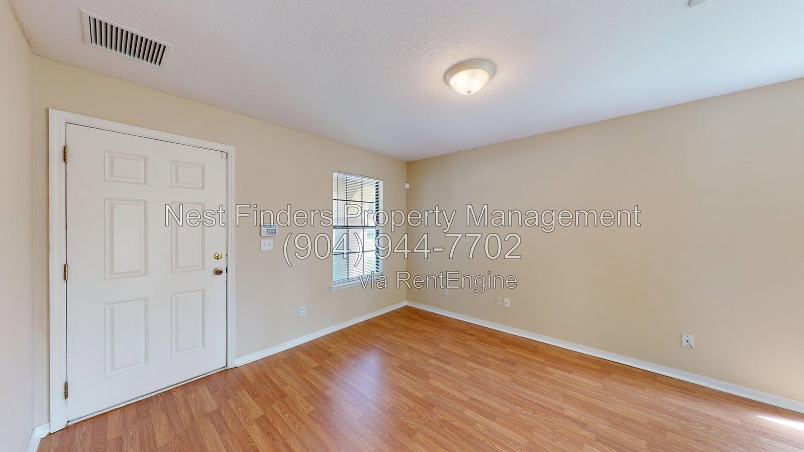 Building Photo - 315 Redwood Ln