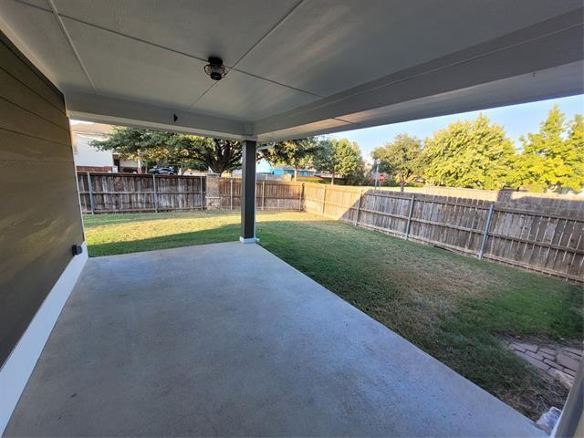 Building Photo - 9800 Meadow Rue Dr