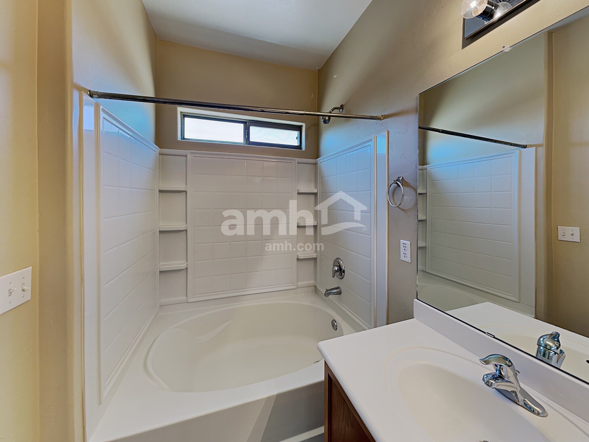 Building Photo - 5556 S Desert Redbud Dr