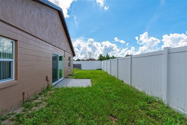 Building Photo - 166 Alameda Dr