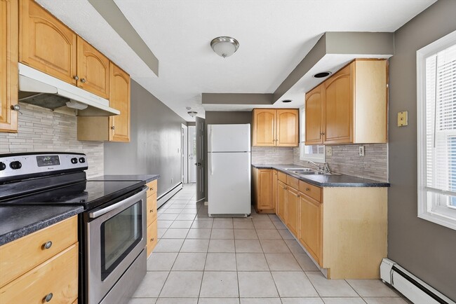 Building Photo - 2597 Boston Rd