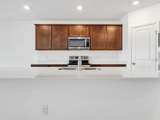 Building Photo - 3842 Capri Coast Dr