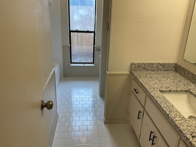 Building Photo - 2801 Morgan Trail