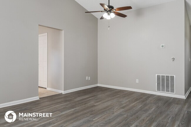 Building Photo - 611 Hibernia Oaks Dr