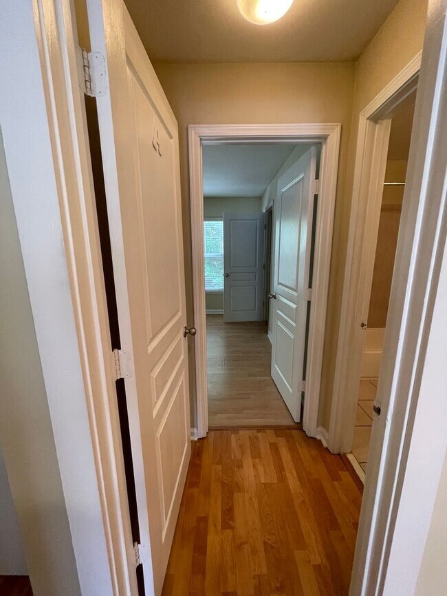 Building Photo - 07-204 Fattouh