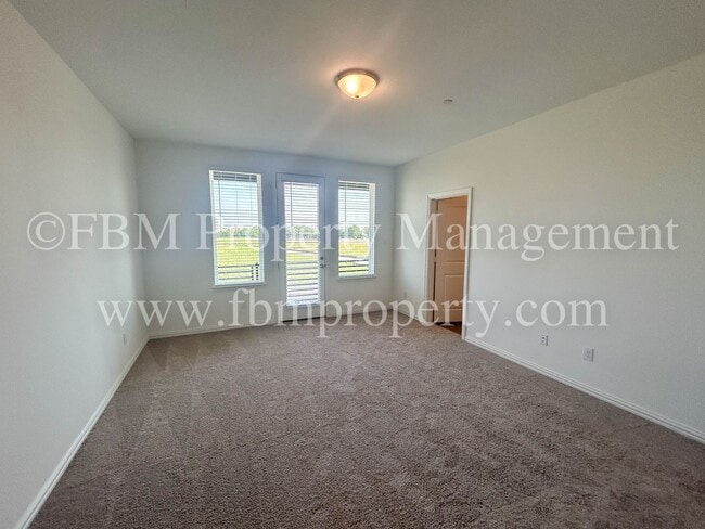 Building Photo - 1203 Doris May Dr