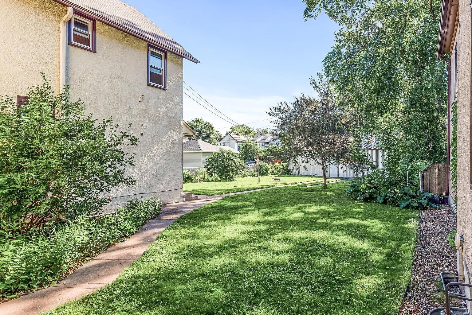 Building Photo - 2527 29th Ave S