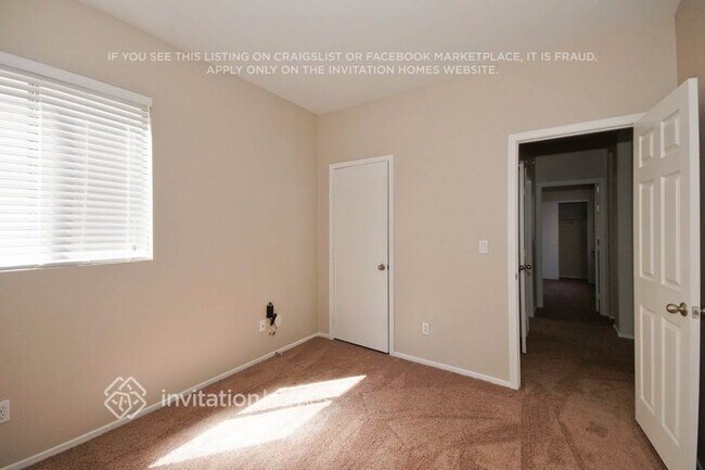 Building Photo - 3021 W La Madre Way
