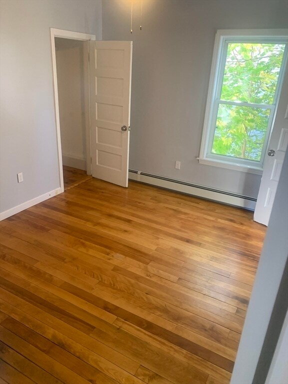 Building Photo - 30 Hemans St