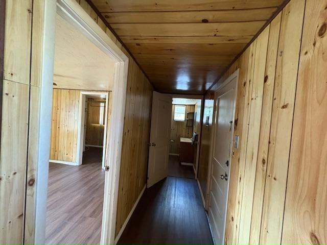 Building Photo - 2147 E Camp N Comfort Ln