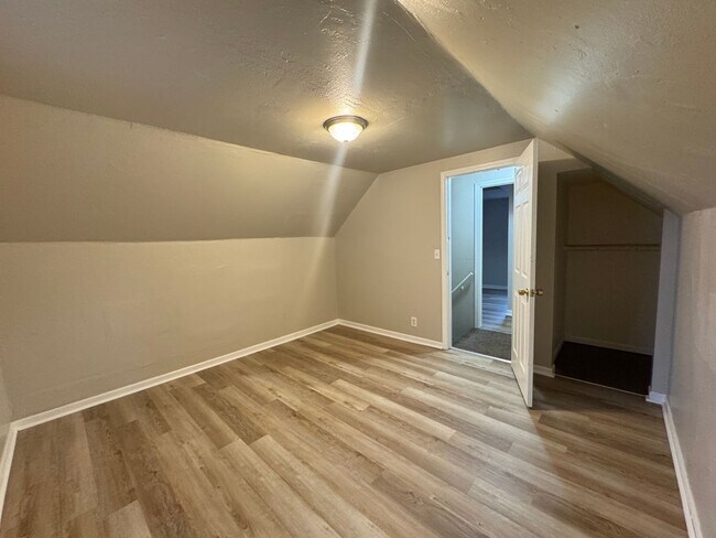 Building Photo - 3928 N 30th St