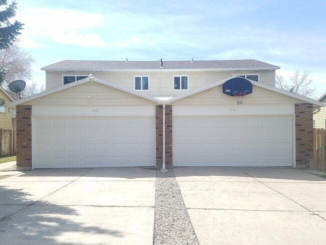 Primary Photo - 7942 Chadbourne Dr