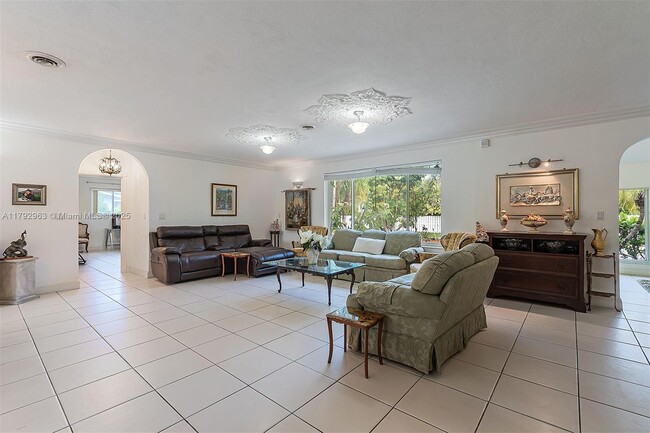 Building Photo - 13590 SW 73rd Ct