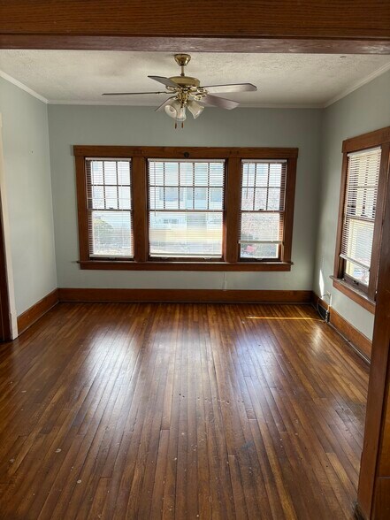 Building Photo - 129 N 36th St