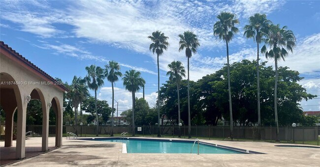 Building Photo - 8710 SW 3rd St