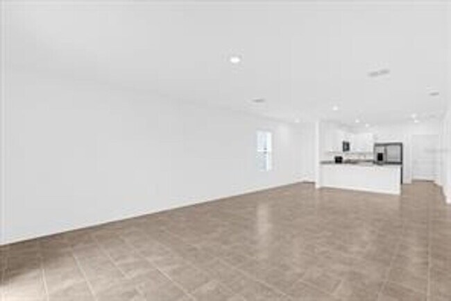 Building Photo - 5647 Nispero Wy