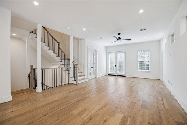 Building Photo - 3415 Ridgeway Valley Ln