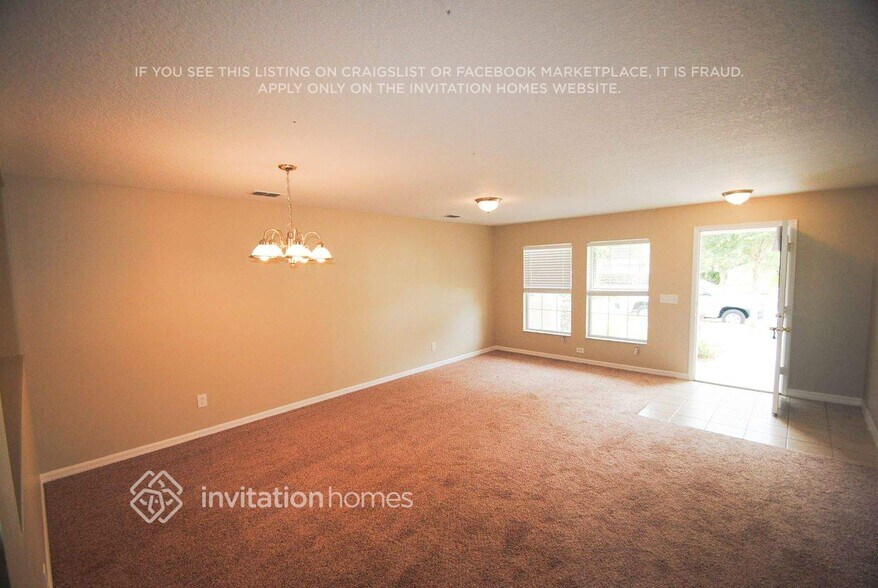 Building Photo - 13624 Podocarpus Ln