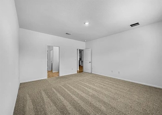 Building Photo - 1941 Crowned Eagle Pass