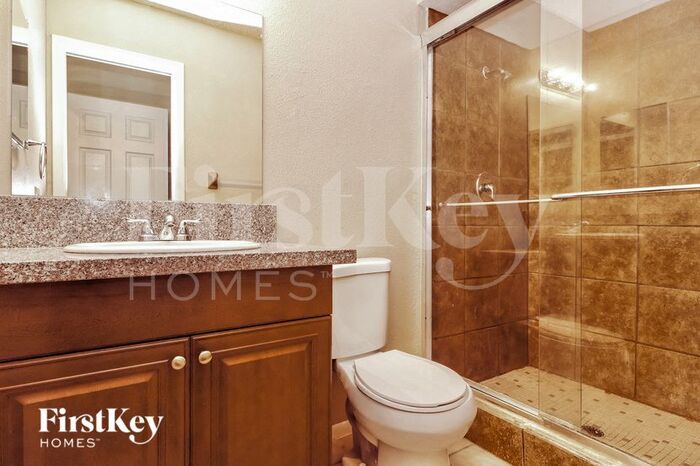 Building Photo - 4400 Swallowtail Dr