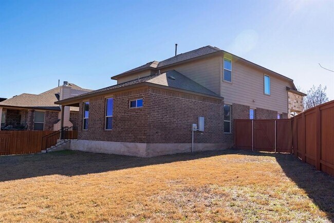 Building Photo - 101 Pecanwood Ct