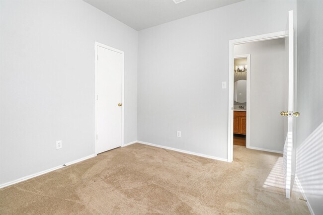 Building Photo - 18218 Wild Orchid Dr