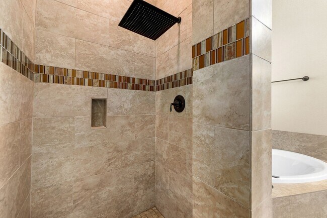 Building Photo - 32 Evangeline Blvd