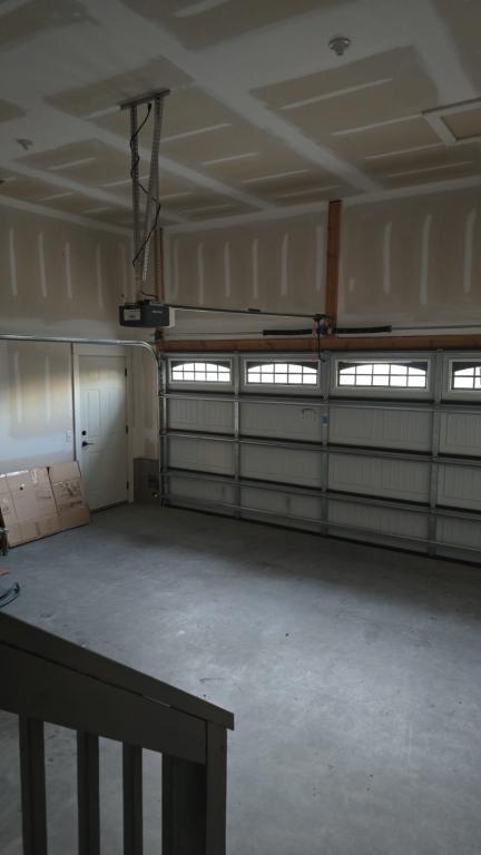 Building Photo - 6002 Bedstone Dr