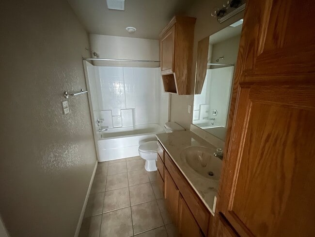 Building Photo - 1210 Powder River Dr