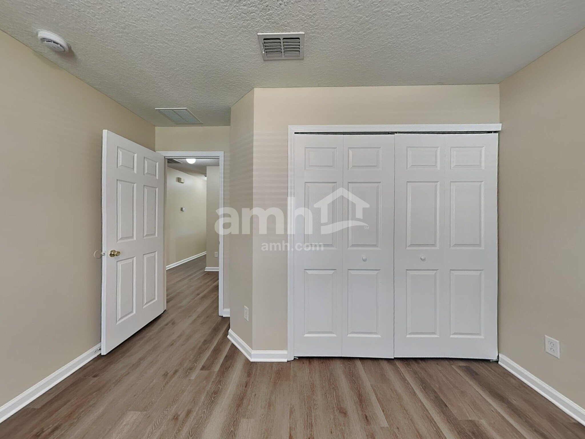 Building Photo - 12683 Pine Marsh Way