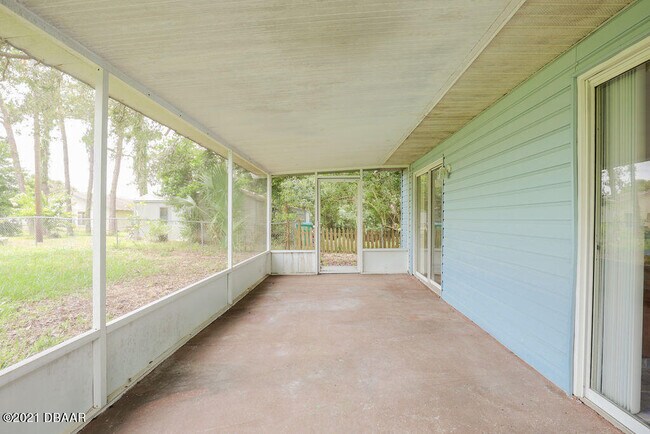 Building Photo - 1934 Evergreen Dr