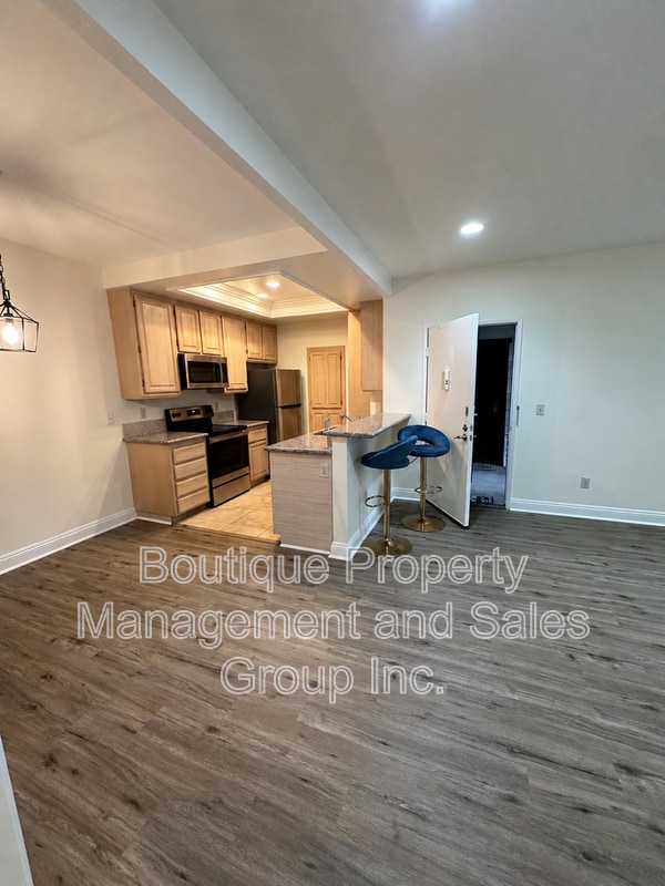 Building Photo - 20702 El Toro Rd