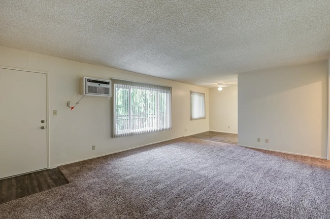 Building Photo - 16331 E McFadden Ave