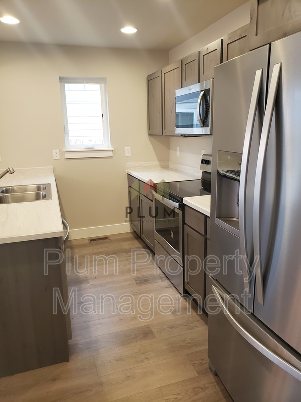 Building Photo - 4724 Giada Dr