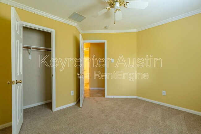 Building Photo - 2601 Tumbling River Dr
