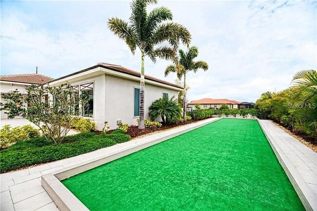 Building Photo - 9893 Haze Dr