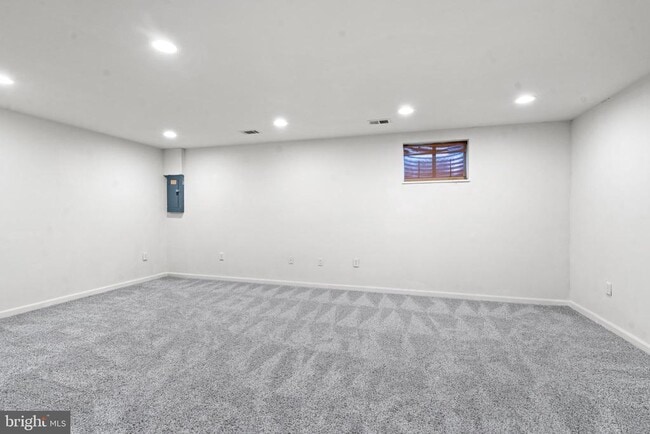 Building Photo - 9932 Longford Ct