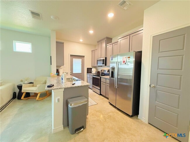 Building Photo - 211 Riptide Dr