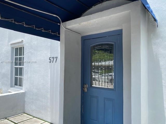 Building Photo - 577 NE 62nd St