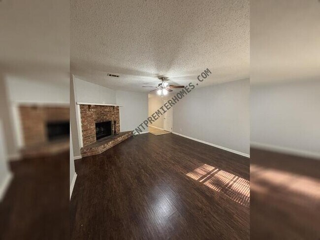 Building Photo - 149 Wildflower Dr