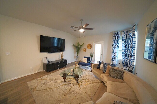 Building Photo - Gorgeous First-Time Rental in Saint Hedwig (SCUCISD) Rental Commission: $500