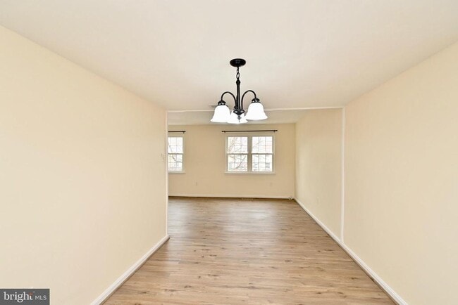 Building Photo - 2767 January Ct