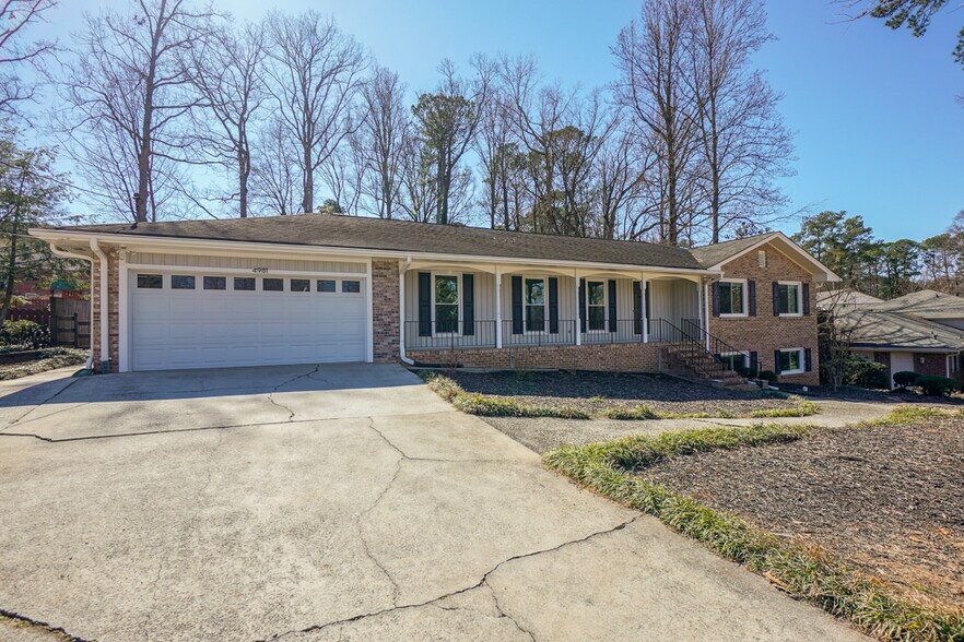 Building Photo - 4981 Hidden Branches Dr